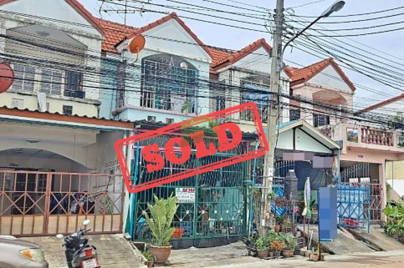 หมู่บ้านไทยสมบูรณ์คลองสวน ประชาอุทิศ 90 วัดคลองสวน ขายด่วน ทาวน์เฮ้าส์ 2 ชั้น เนื้อที่ 20 ตร.ว ทำเลดี ราคาต่อรองได้