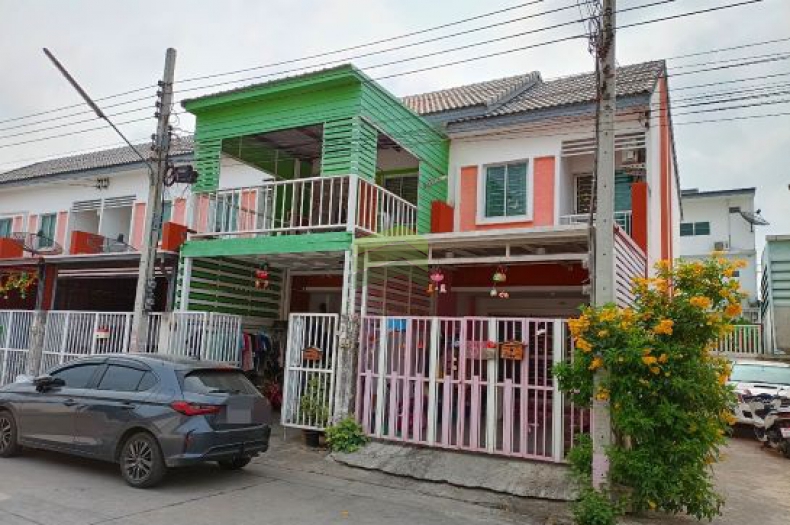หมู่บ้านกิตตินคร ทาวน์กรีน ลาดหวาย ขายด่วน ทาวน์เฮ้าส์ 2 ชั้น เนื้อที่ 17.20 ตร.ว ทำเลดี แปลงริม พร้อมอยู่