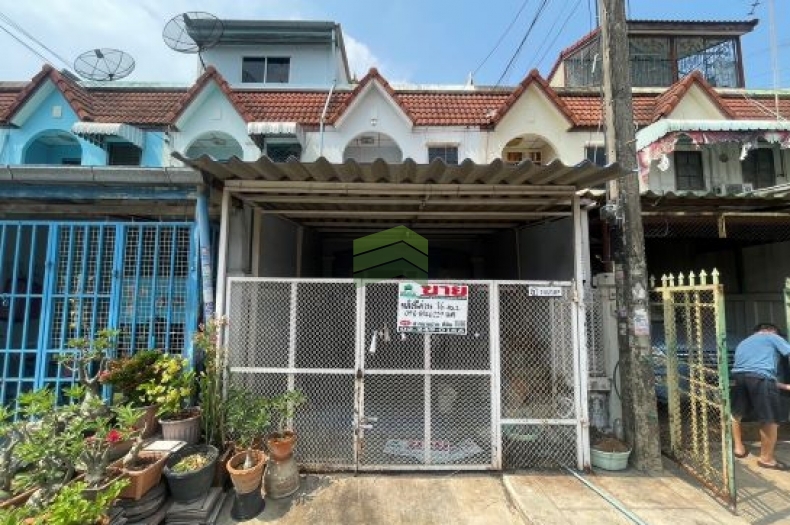 หมู่บ้านกฤษณาเฮ้าส์ เทพกุญชร ซอยไอยรา 24 ขายด่วน ทาวน์เฮ้าส์ 2 ชั้น เนื้อที่ 16 ตร.ว ทำเลดี ราคาต่อรองได้ ใกล้ตลาดไท