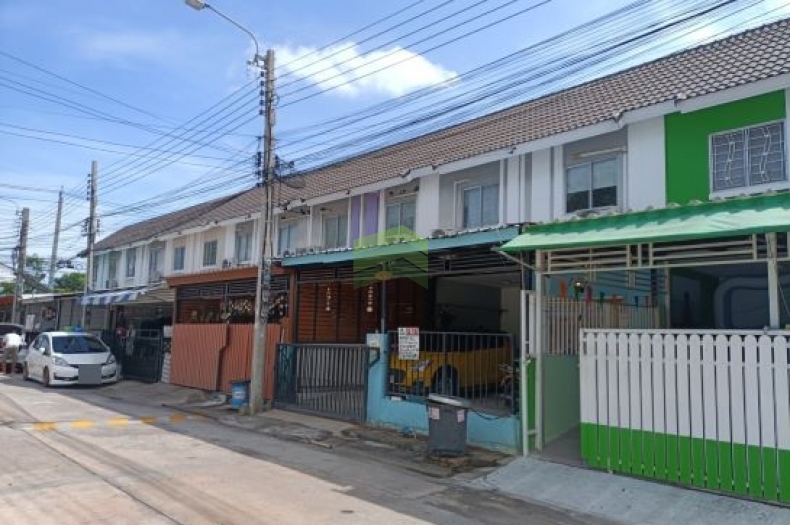 หมู่บ้าน พฤกษา 74/1 ศรีนครินทร์ เทพารักษ์ ขายด่วน ทาวน์เฮ้าส์ 2 ชั้น เนื้อที่ 19.10 ตร.ว ทำเลดี ใกล้รถไฟฟ้าตำหรุ