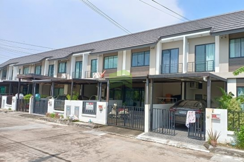 หมู่บ้าน เดอะ คัลเลอร์ส บางนา-วงแหวน The Colors Bangna-Wongwaen ขายด่วน ทาวน์เฮ้าส์ 2 ชั้น เนื้อที่ 19 ตร.ว ทำเลดี ต่อเติมครบ สวย พร้อมอยู่