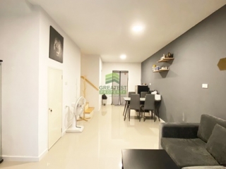 หมู่บ้านเทอร์ร่าวิลล์ ลาดหลุมแก้ว