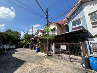 หมู่บ้านสวนทองวิลล่า8