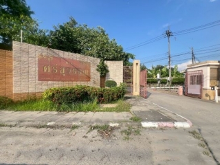 หมู่บ้านศรีสุวรรณ