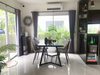 หมู่บ้านวิลล่าโนวา เทพารักษ์