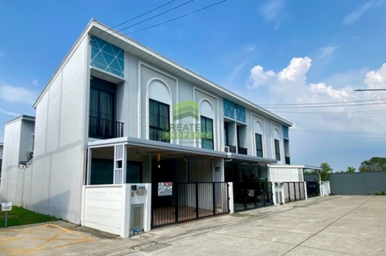 หมู่บ้านชีวาโฮม กรุงเทพ-ปทุม