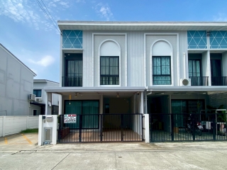 หมู่บ้านชีวาโฮม กรุงเทพ-ปทุม