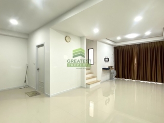 หมู่บ้านชีวาโฮม กรุงเทพ-ปทุม