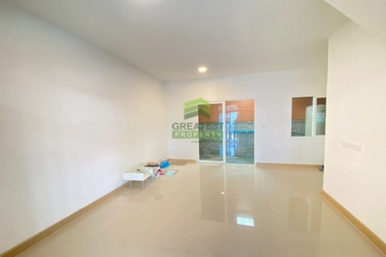 หมู่บ้านกัสโต้ บางนา สุวรรณภูมิ