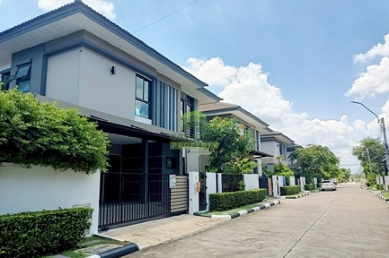 หมู่บ้านซีรีน เพชรเกษม พุทธมณฑลสาย3