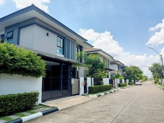 หมู่บ้านซีรีน เพชรเกษม พุทธมณฑลสาย3