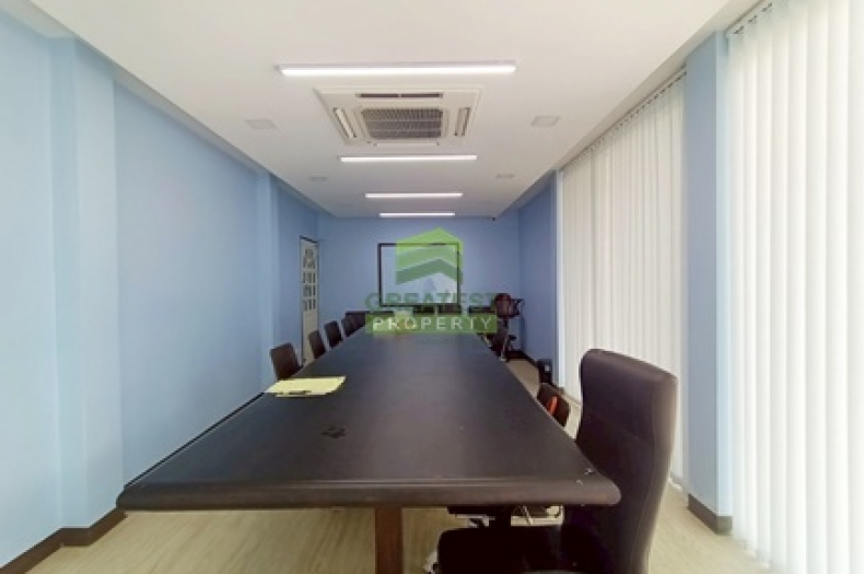 หมู่บ้านภัทรนิเวศน์ลากูน