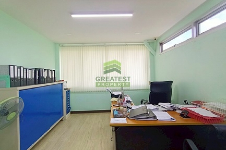 หมู่บ้านภัทรนิเวศน์ลากูน