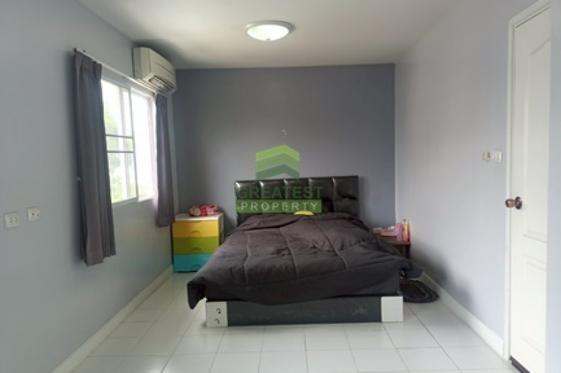 หมู่บ้านไลโอบลิสซ์กาญจนาภิเษก ชัยพฤกษ์