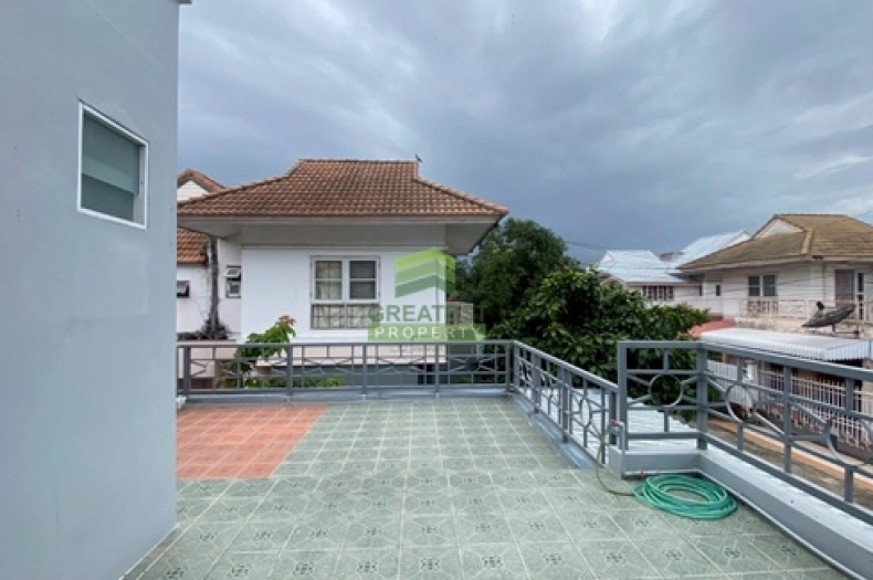 หมู่บ้านสินบดี บางบัวทอง