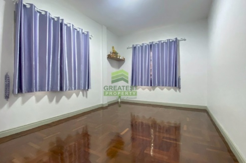 หมู่บ้านสินบดี บางบัวทอง