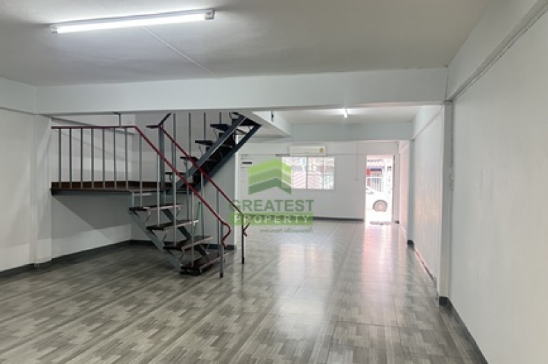 ทาวน์เฮ้าส์ซอยพึ่งมี15 สุขุมวิท93