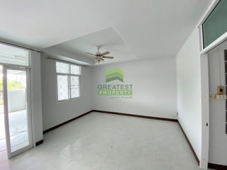 ทาวน์โฮม กระทุ่มล้ม18