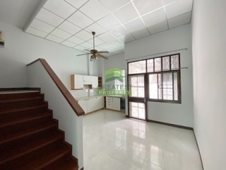 ทาวน์โฮม กระทุ่มล้ม18