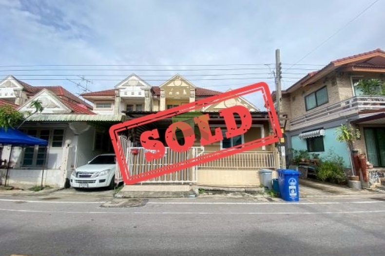 ขายทาวน์เฮ้าส์ 2 ชั้น หมู่บ้านบารเมษฐ์ เทพารักษ์ กม.24 เนื้อที่ 22.10 ตร.ว พร้อมอยู่ ราคาต่อรองได้