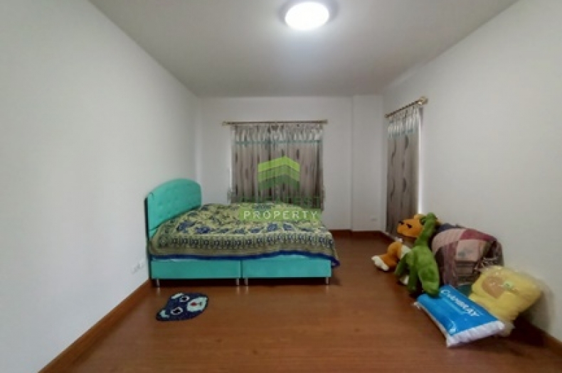 หมู่บ้านคุณาภัทร4 บ้านกล้วย ไทรน้อย