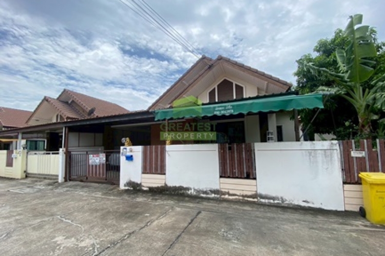 หมู่บ้านแสนมณี689 บ้านเก่า-พานทอง