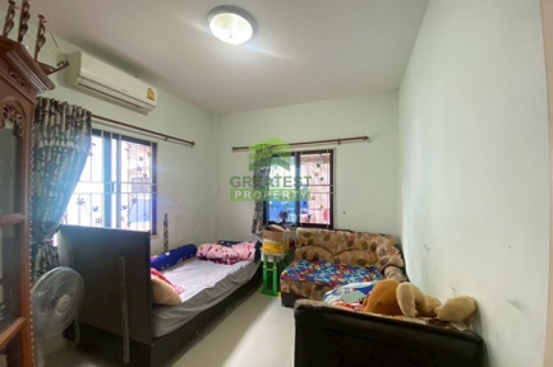 หมู่บ้านแสนมณี689 บ้านเก่า-พานทอง