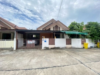 หมู่บ้านแสนมณี689 บ้านเก่า-พานทอง