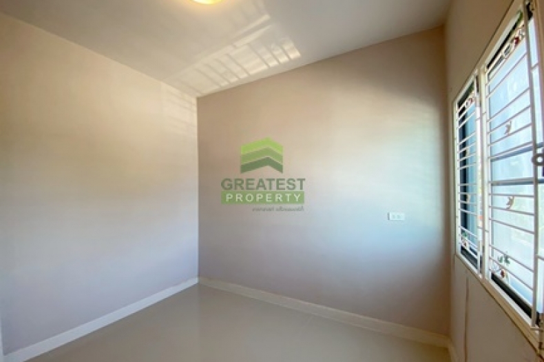 หมู่บ้านธนารินทร์ ทาวน์โฮม3 ประชาอุทิศ