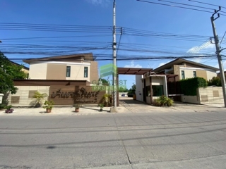 หมู่บ้านธนารินทร์ ทาวน์โฮม3 ประชาอุทิศ