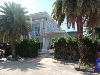 หมู่บ้านสิริธารา อามันดา เกาะแต้ว