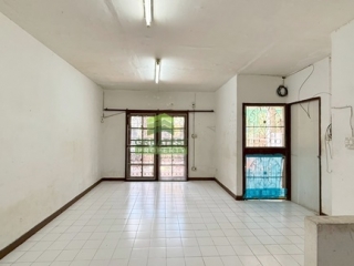 หมู่บ้านพฤกษา7