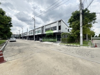 หมู่บ้านพลีโน่พระราม 9 กรุงเทพกรีฑา 2