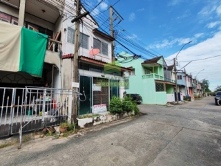 หมู่บ้านพิพรพงษ์2 วิภาวดี รังสิต 84