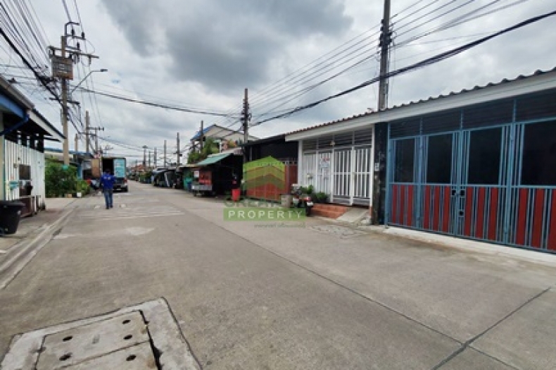 หมู่บ้านบูรพาวิลล่า 16