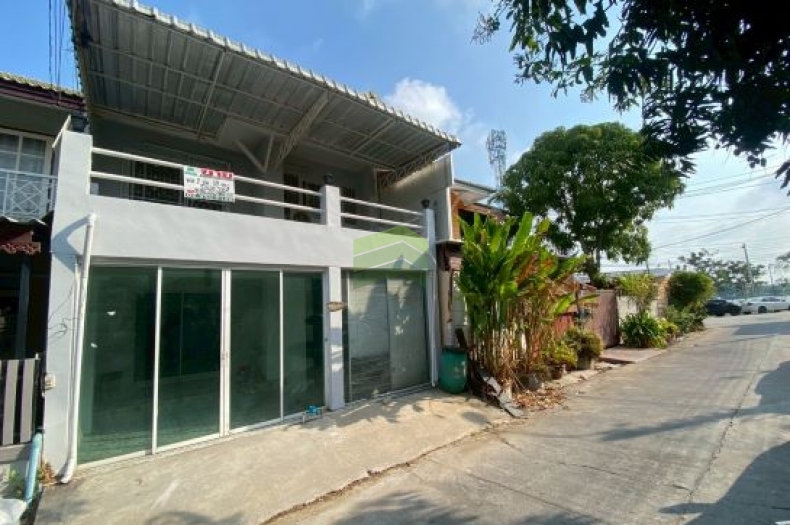 ขายทาวน์เฮ้าส์ 2 ชั้น หมู่บ้านพฤกษา 15 ตำหรุ -บางพลี เนื้อที่ 18 ตร.ว ต่อเติมเต็มพื้นที่ ทำเลดี