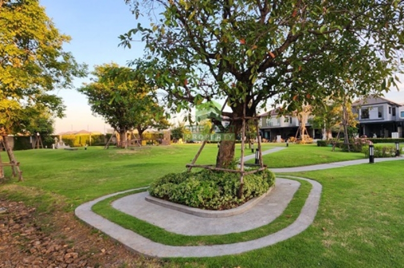 หมู่บ้านวี คอมพาวด์ ติวานนท์-รังสิต