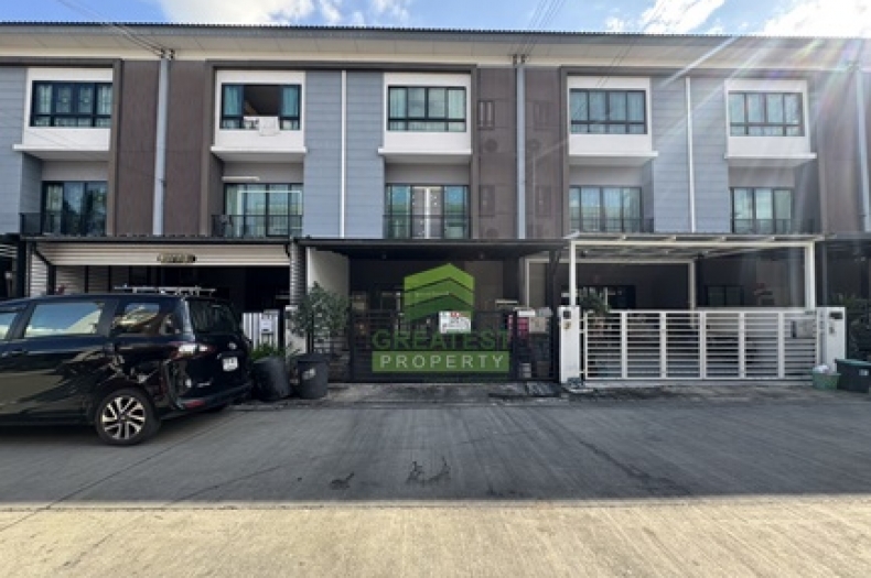 ทาวน์โฮม เดอะ คอนเนค อัพ 3 ลาดพร้าว126 