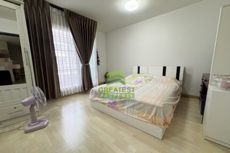 ทาวน์โฮม เดอะ คอนเนค อัพ 3 ลาดพร้าว126 