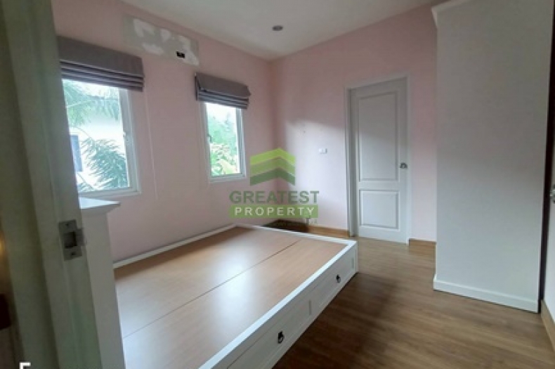 หมู่บ้าน เซนโทร รังสิต คลอง4 