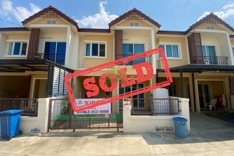 หมู่บ้าน พิศาล4 ลาดกระบัง สุวรรณภูมิ ขายด่วน ทาวน์เฮ้าส์ 2 ชั้น เนื้อที่ 18.90 ตร.ว บ้านใหม่ สวย ทำเลดี ใกล้สนามบินสุวรรณภูมิ