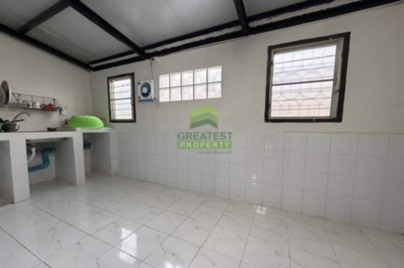 หมู่บ้านพิริยะทาวน์ บางกรวย