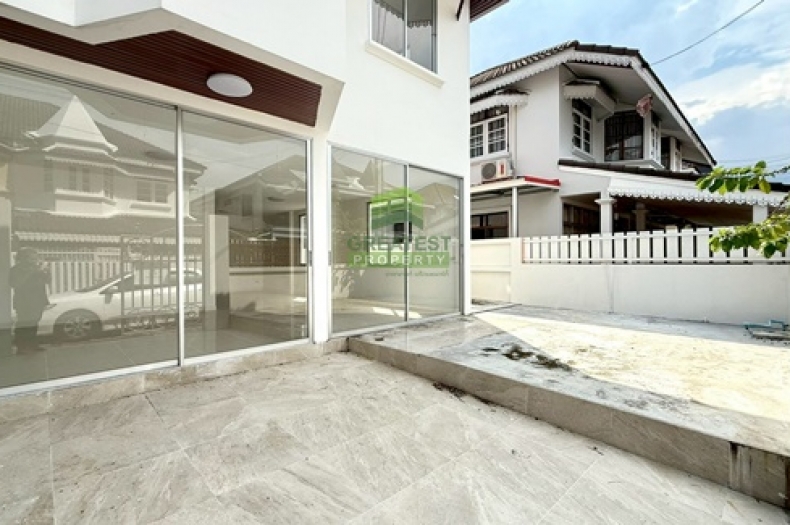 หมู่บ้านคันทรีอินทาวน์ ท่าอิฐ ไทรม้า 