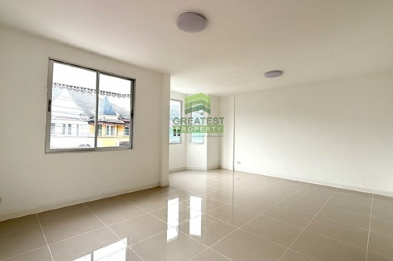 หมู่บ้านคันทรีอินทาวน์ ท่าอิฐ ไทรม้า 