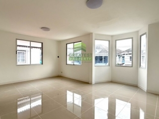 หมู่บ้านคันทรีอินทาวน์ ท่าอิฐ ไทรม้า 