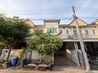 หมู่บ้าน แกรนด์กิตติยา พุทธมณฑลสาย4 คลองโยง 