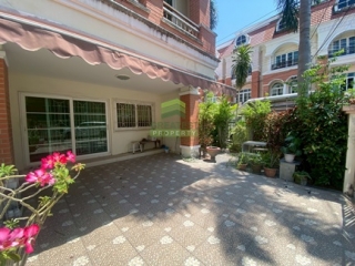 หมู่บ้าน คาซ่า ซิตี้ นวลจันทร์  Casa City Nuanjan 