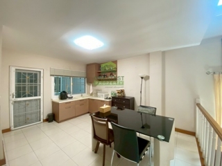หมู่บ้าน คาซ่า ซิตี้ นวลจันทร์  Casa City Nuanjan 