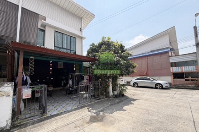  หมู่บ้าน โมดิ วิลล่า ปิ่นเกล้า วงแหวน