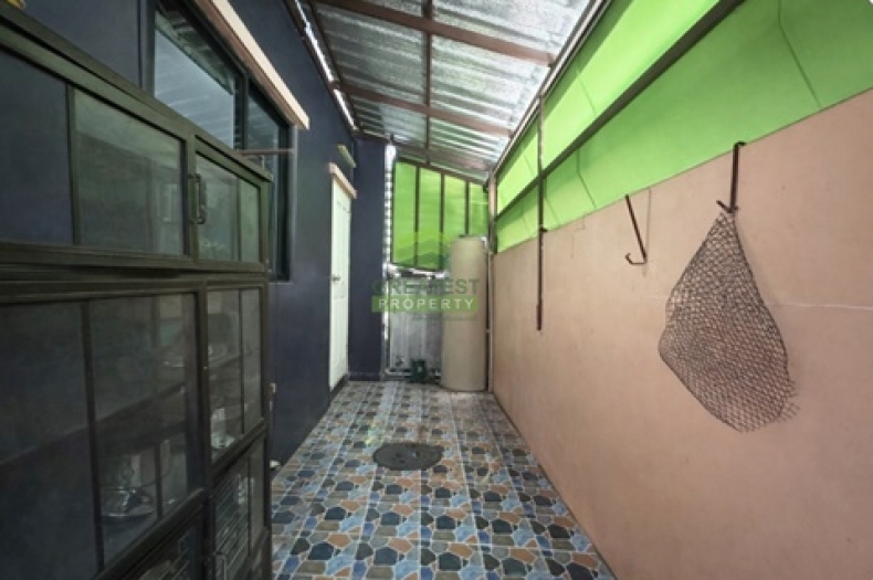  หมู่บ้าน โมดิ วิลล่า ปิ่นเกล้า วงแหวน